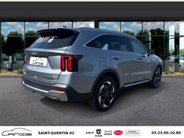 Kia Sorento image 5