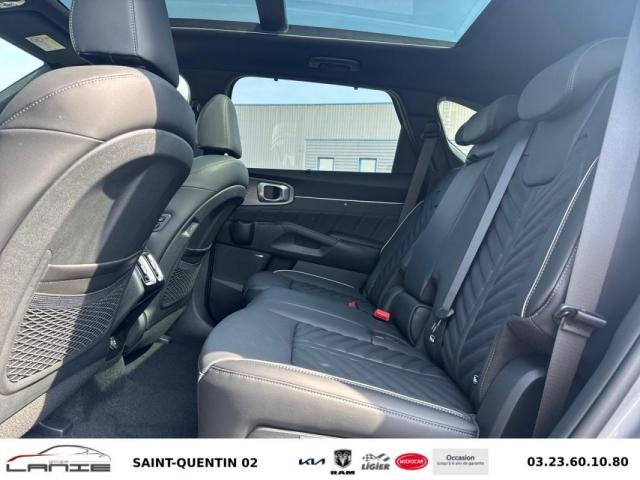 Kia Sorento image 3