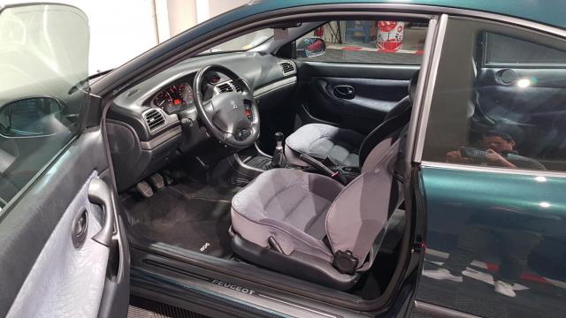 Peugeot 406 image 1