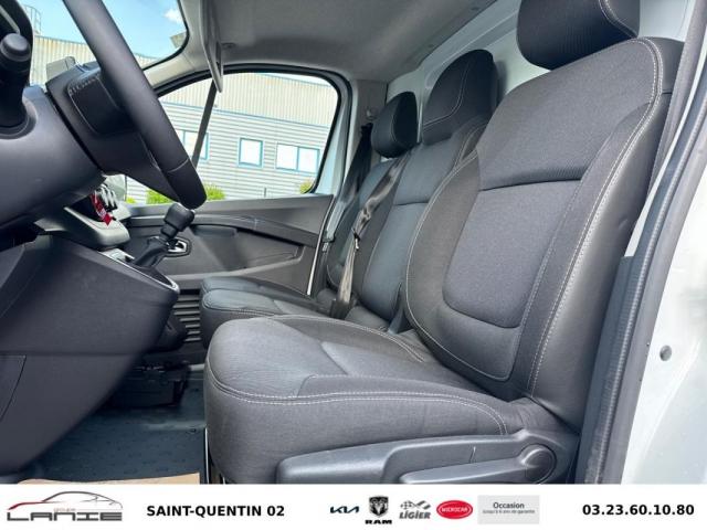 Renault Trafic image 1