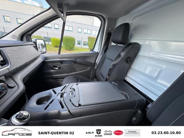 Renault Trafic image 3