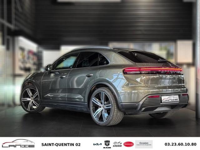 Porsche Macan image 8