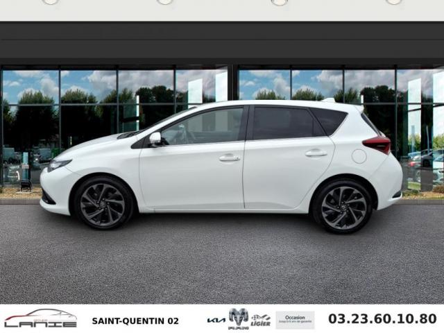 Toyota Auris image 6