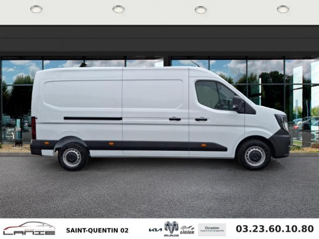 Renault Master image 2