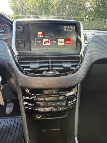 Peugeot 2008 image 4