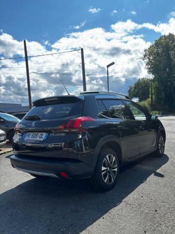 Peugeot 2008 image 9