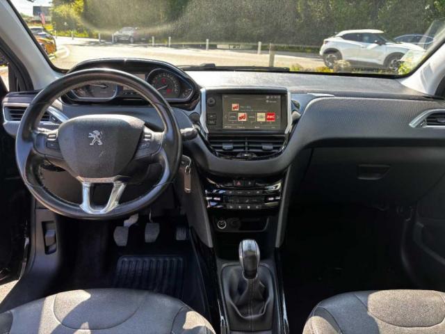 Peugeot 2008 image 1