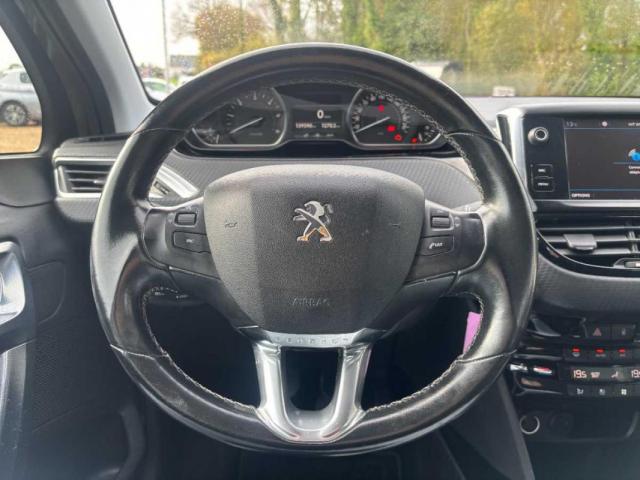 Peugeot 2008 image 5