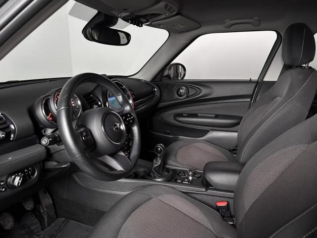 Mini Clubman image 4