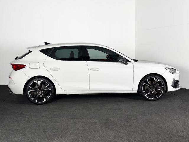 Cupra Leon image 8