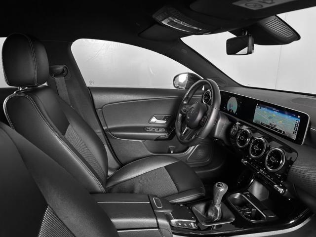 Mercedes Benz Cla image 2