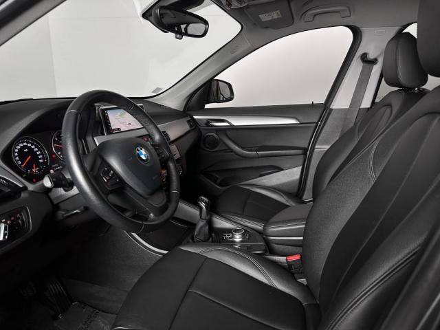 Bmw X1 image 9
