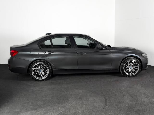 Bmw Série 3 image 6