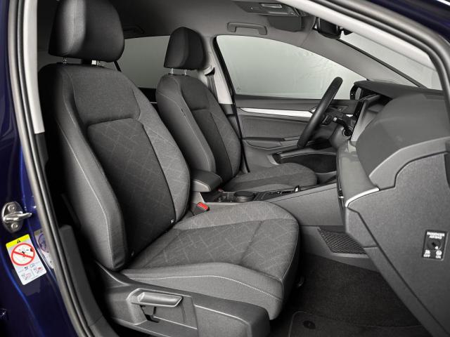 Volkswagen Golf image 6
