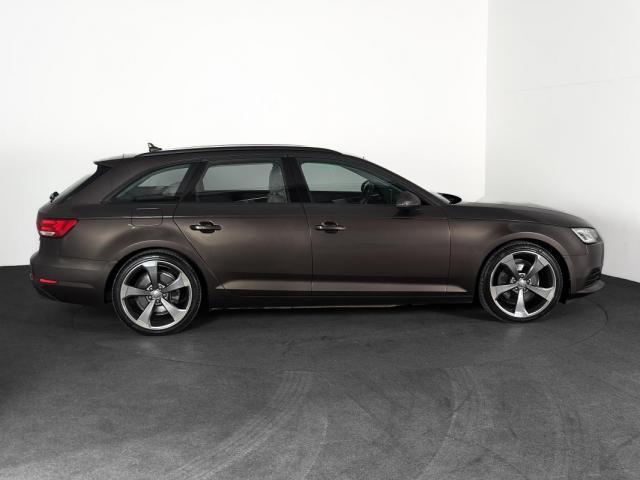 Audi A4 image 6