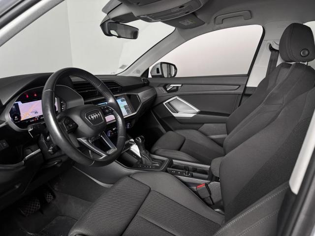 Audi Q3 image 1