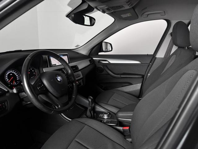 Bmw X1 image 8