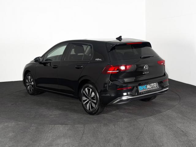Volkswagen Golf image 6