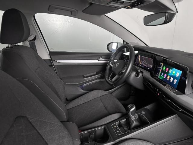 Volkswagen Golf image 9