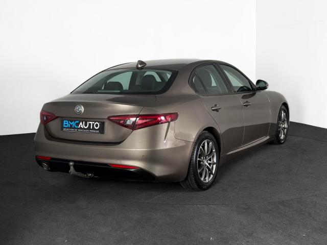Alfa Romeo Giulia image 1