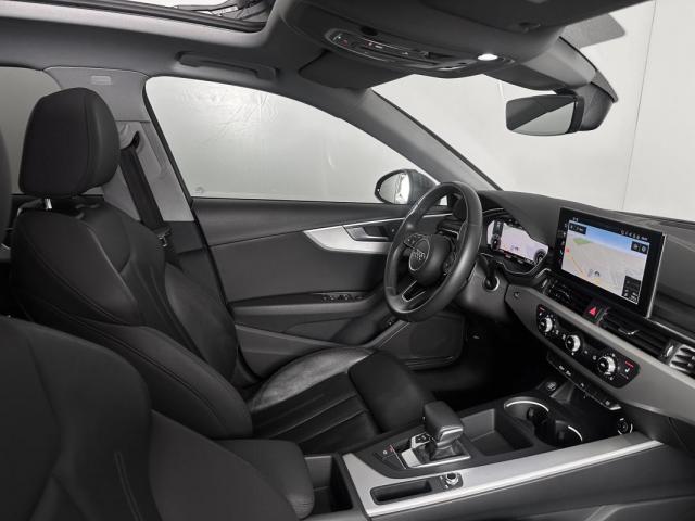 Audi A4 image 3