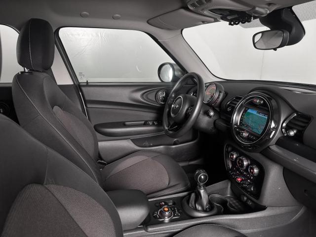 Mini Clubman image 9