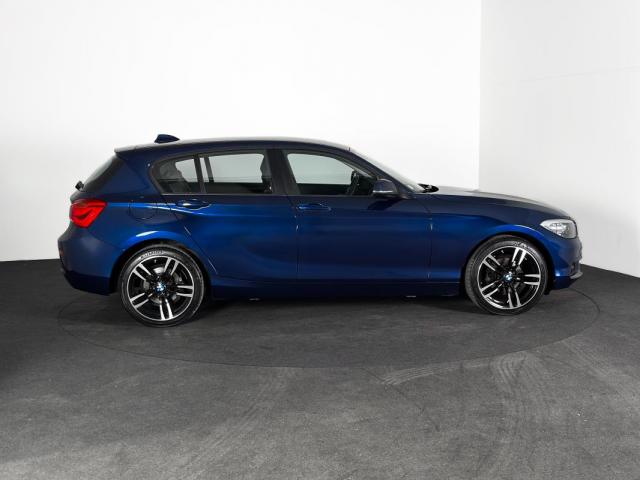 Bmw Série 1 image 9