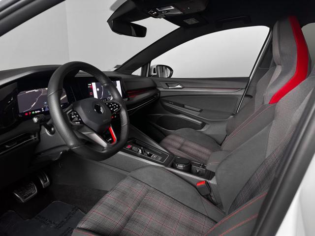 Volkswagen Golf image 5