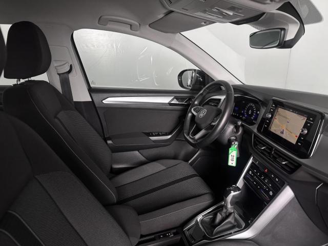 Volkswagen T-Roc image 2