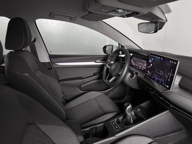 Volkswagen Golf image 8