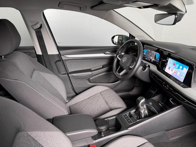 Volkswagen Golf image 8
