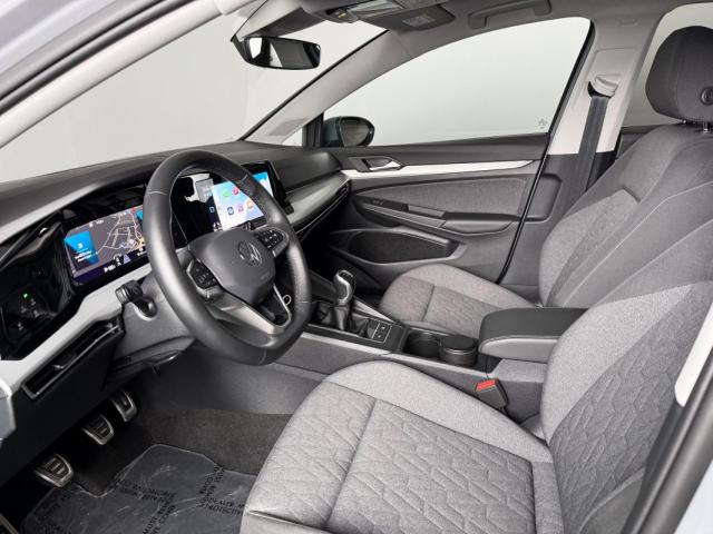 Volkswagen Golf image 4