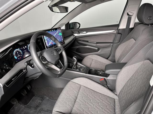 Volkswagen Golf image 9