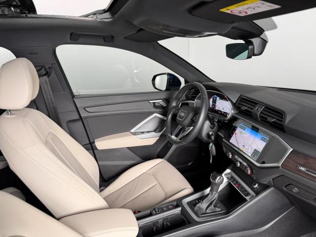 Audi Q3 image 6
