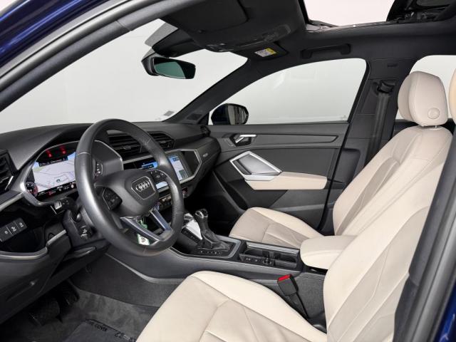 Audi Q3 image 4