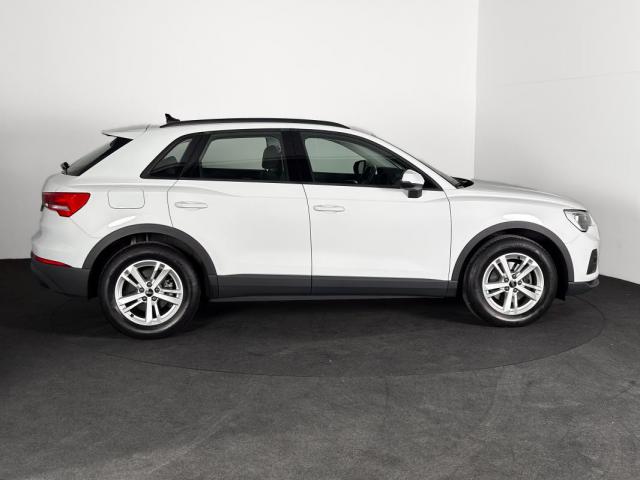 Audi Q3 image 4