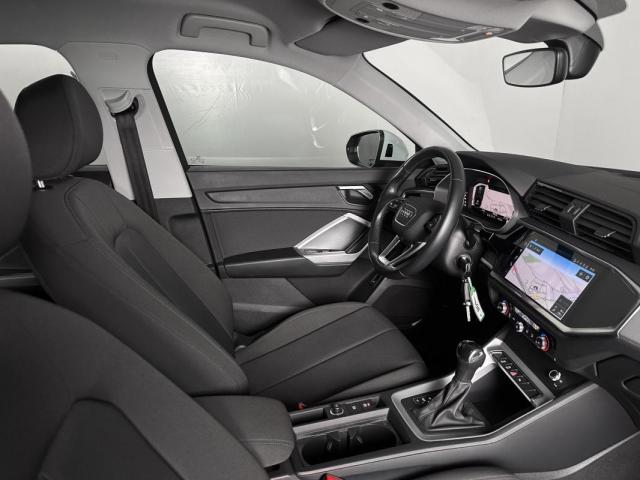 Audi Q3 image 2