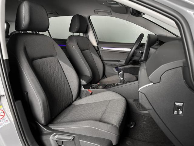 Volkswagen Golf image 5