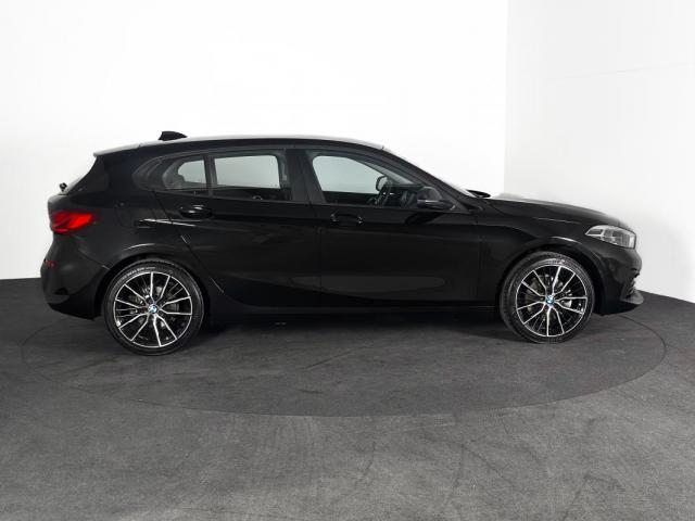 Bmw Série 1 image 9
