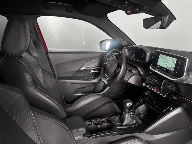 Peugeot 2008 image 1