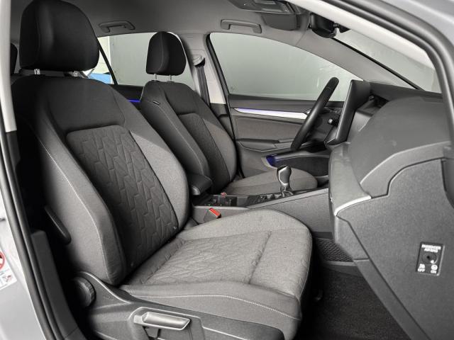 Volkswagen Golf image 1