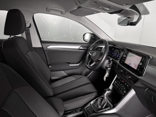 Volkswagen T-Roc image 7