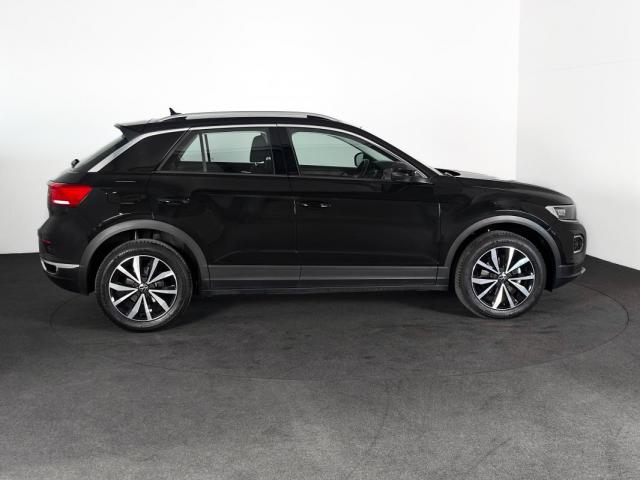 Volkswagen T-Roc image 9