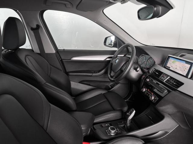 Bmw X1 image 8