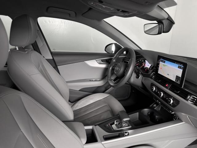 Audi A4 image 4