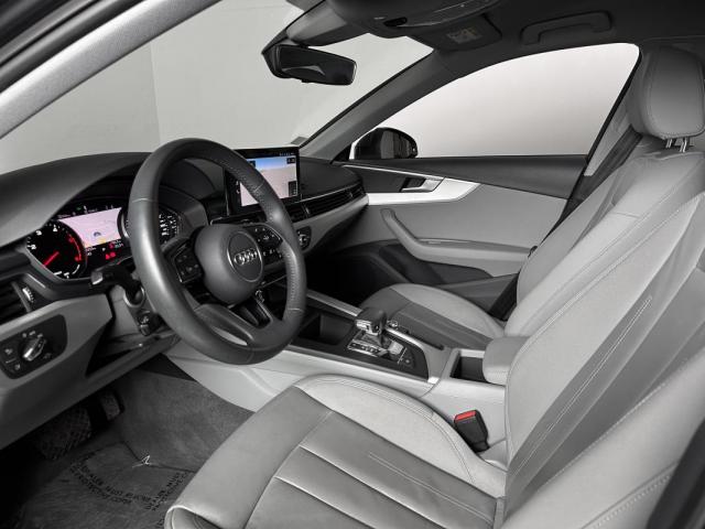 Audi A4 image 6