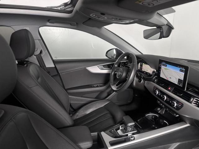 Audi A4 image 7