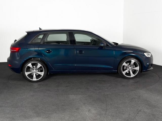 Audi A3 image 8
