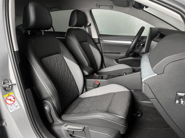 Volkswagen Golf image 7