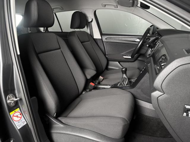 Volkswagen T-Roc image 7